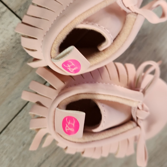 First Steps Baby Girl Soft Pink Moccasin Shoes - Picture 5 of 7